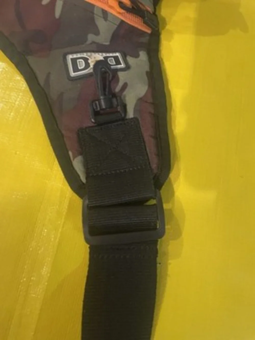 N/A camouflage shoulder